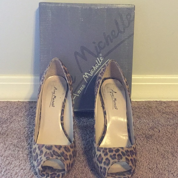 Anne Michelle Leopard Heels 👠 - Picture 2 of 4